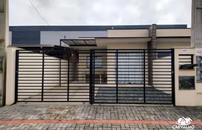 Casa com 2 dormitórios, suíte e amplo quintal no bairro itajuba – barra velha/sc