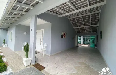 Casa com piscina aquecida a 100 metros do mar – venda em barra velha