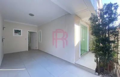 Sobrado semi-mobiliado para locação em condomínio fechado