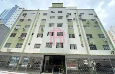 Apartamento à venda com 02 dormitórios próximo da avenida brasil