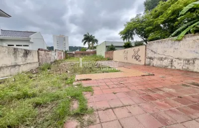 Terreno à venda na Rua Professor Dourado, 156, Santo Inácio, Santa Cruz do Sul