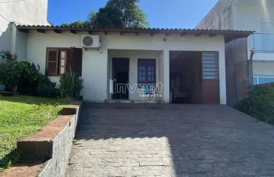 Casa com 03 dormitórios nos altos da verena no bairro santo inácio em santa cruz