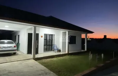 Casa seminova 131m2 com 03 dormitórios 1 suite linha santa cruz em santa cruz do