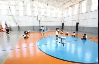Excelente prédio comercial com 1951 mts , para locação e venda ,em localização nobre no bairro jard
