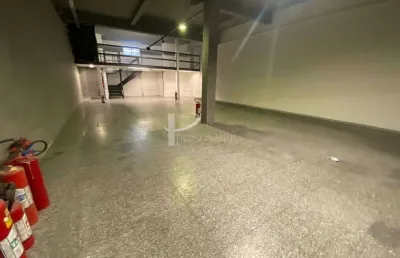 Ponto comercial para alugar na Rua Vinte e Cinco de Março, 70, Centro, São Paulo