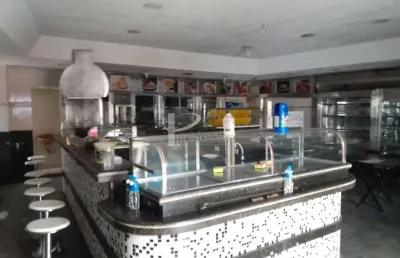 Alugue uma padaria totalmente equipada e pronta para iniciar ou expandir o seu negócio. localizada em uma área estratégica com alto fluxo de clientes, essa padaria conta com infraestrutura completa e 