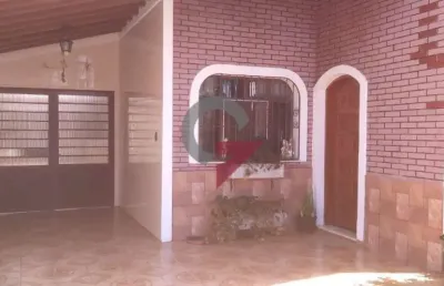 Casa com 4 quartos à venda na vila rica, pindamonhangaba  por r$ 650.000