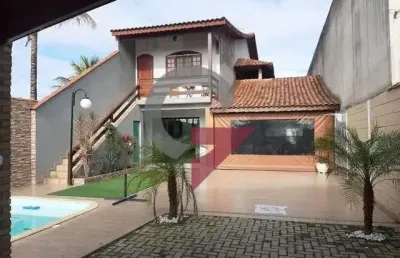 Casa com 6 quartos à venda em piracangaguá, taubaté  por r$ 1.010.000