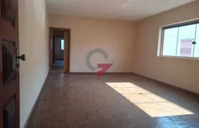 Casa com 3 quartos para alugar no centro, taubaté  por r$ 2.200