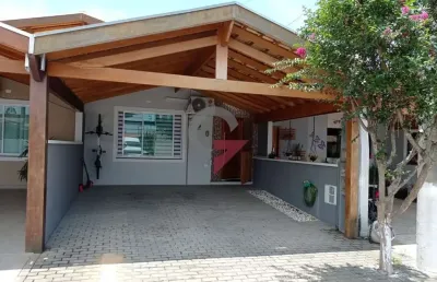 Casa em condomínio fechado com 3 quartos à venda na vila dos comerciarios, taubaté  por r$ 585.000