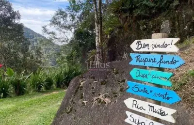 Fazenda à venda no Centro, Águas Mornas 