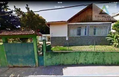 Oportunidade! casa no bairro grama com terreno plano de 1.750m² com 50m de frente. localização privilegiada, paralela à avenida principal do bairro.