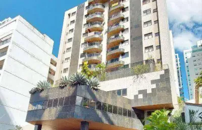 Excelente apartamento 3/4 com suíte, sala 3 ambientes com varanda, copa/cozinha planejada, dce, 2 vagas. prédio c/ área de lazer e área gourmet.centro
