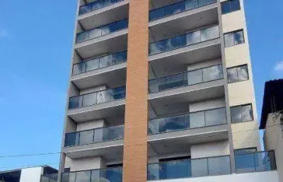Apartamento garden 2 quartos com suíte, varanda gourmet, terraço, elevador e garagem. localização privilegiada próximo ao colégio santa catarina.
