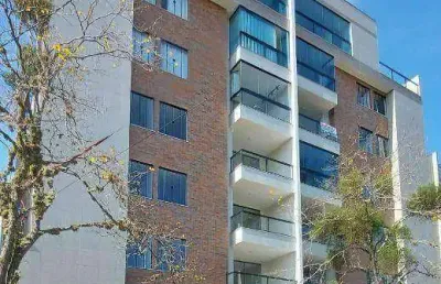 Cobertura 5 quartos, suíte, 2 salas, varanda, cozinha separada, terraço com espaço gourmet, 3 vagas, elevador. localização privilegiada! oportunidade