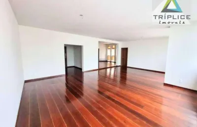Apartamento 4 quartos com suíte, salão 3 ambientes, 4 banheiros, dce, 2 vagas. 1 por andar. localização privilegiada no centro. oportunidade!