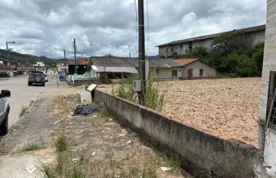 Lote urbano com 600 m², muito bem localizado no bairro esquina, em urubici.