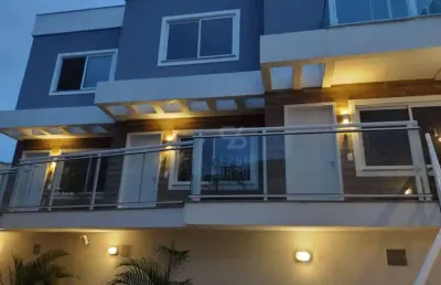 Casa  de 2 quartos sendo 2 suítes, em rua sem saída, construçao nova. 1 vaga.
