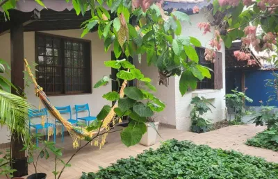 Casa linear com 4 quartos sendo 2 suítes no pé pequeno (ao lado do jardim icaraí e santa rosa)