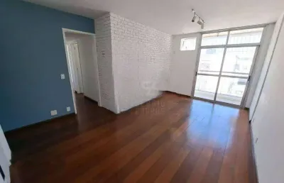 Apartamento de 4 quartos, 1 suíte, andar alto, próximo à uff. 1 vaga.