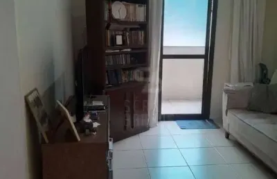Sala, 2 quartos com 1 suite e 1 vaga no centro. lazer.