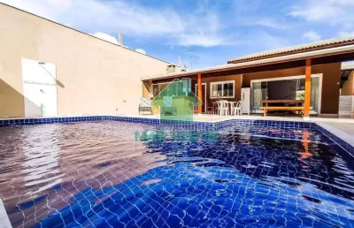 Casa espetacular locação temporada 3 dormitórios com piscina em condomínio fechado