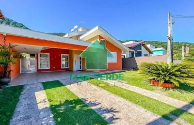Casa 3 dorm com suíte e piscina em condominio fechado