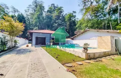 Casa térrea com 3 dormitórios no condomínio mar verde