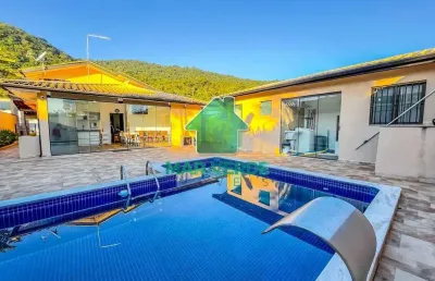 Oportunidade! linda casa térrea no condominio mar verde