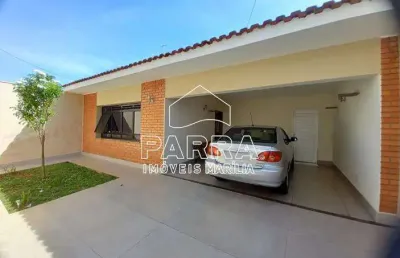 Casa com 3 quartos à venda no Centro, Marília 