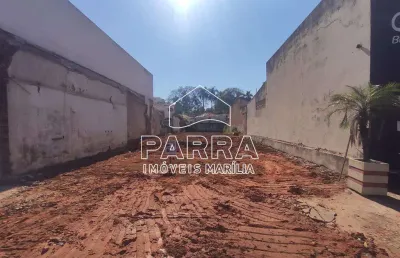 Terreno à venda no Centro, Marília 