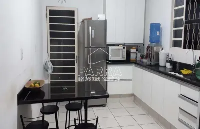 Vende-se residência no núcleo habitacional castelo branco - marilia/sp