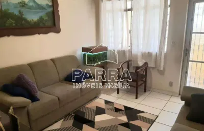 Casa com 3 quartos à venda no Centro, Marília 