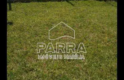 Vende-se chácara no estância vila bela - marilia/sp