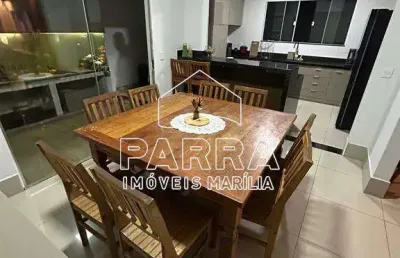 Casa com 3 quartos à venda no Jardim Parati, Marília 