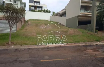 Terreno em condomínio fechado à venda no Jardim Alvorada, Marília 