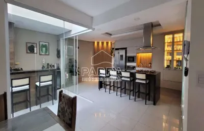 Casa com 3 quartos à venda no Jardim América, Marília 