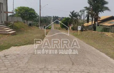 Vende-se chácara no estância santa barbara - marilia/sp