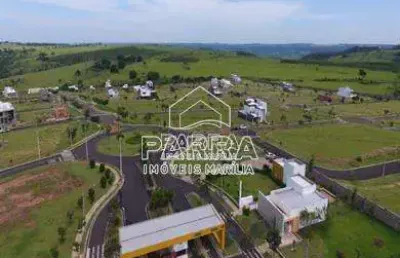 Vende-se terreno no cond. verana parque alvorada - marilia/sp