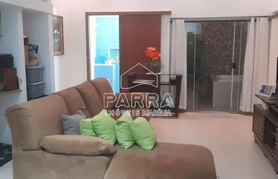 Vende-se residência no jardim nazareth - marilia/sp