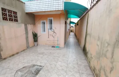 Linda casa sobreposta baixa bem localizada no jardim paraíso