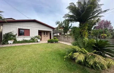 Casa com 3 quartos à venda no São Roque, Farroupilha 