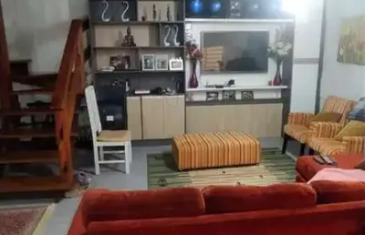 Excelente casa semimobiliada no bairro santa lúcia com 3 dormitórios s