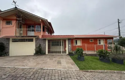Casa com 3 quartos à venda no Primeiro de Maio, Farroupilha 