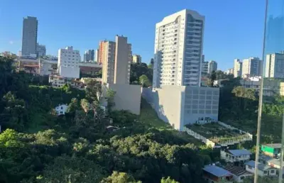 Apartamento semimobiliado no bairro panazzolo com 90m² de área privati