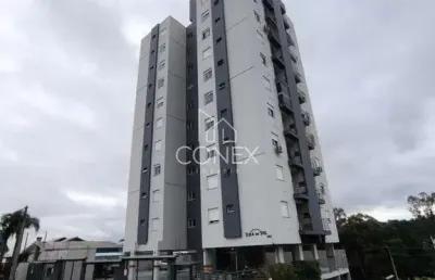 Apartamento dois dormitórios - prédio com elevador.