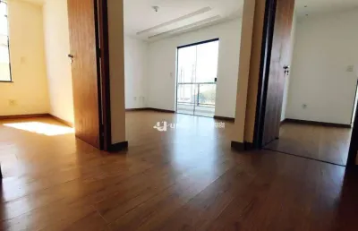 Casa com 3 quartos à venda, 295 m² por r$ 785.000 - aeroporto - juiz de fora/mg