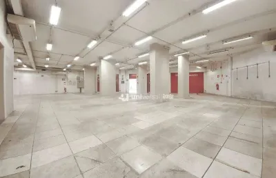 Ponto comercial para alugar na Avenida Presidente Itamar Franco, São Mateus, Juiz de Fora