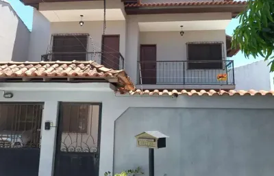 Casa para venda em macaé, riviera fluminense, 4 dormitórios, 1 suíte, 4 banheiros, 2 vagas