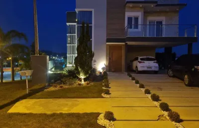 Casa para venda em rio das ostras, alphaville, 4 dormitórios, 1 suíte, 4 banheiros, 4 vagas